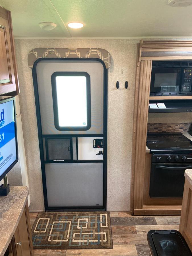 ホテル Cozy Camper - Free Parking マイアミ エクステリア 写真